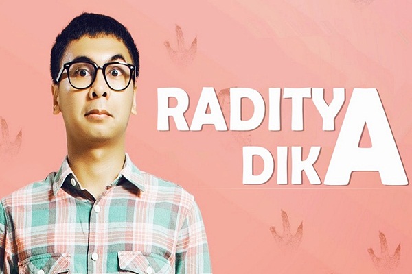 Biografi Raditya Dika Dalam Bahasa Inggris Dan Artinya Terbaru